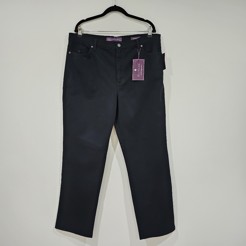 NEW Gloria Vanderbilt Amanda Tapered Leg Classic Rise Pants Women's Size…